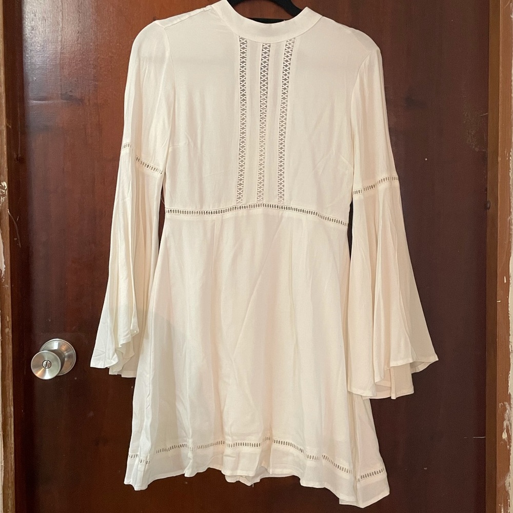 BB DAKOTA white dress